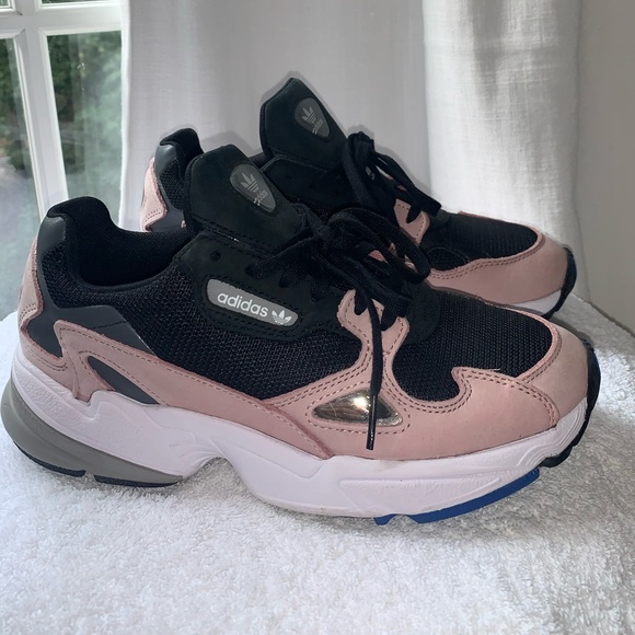 nike falcons shoes